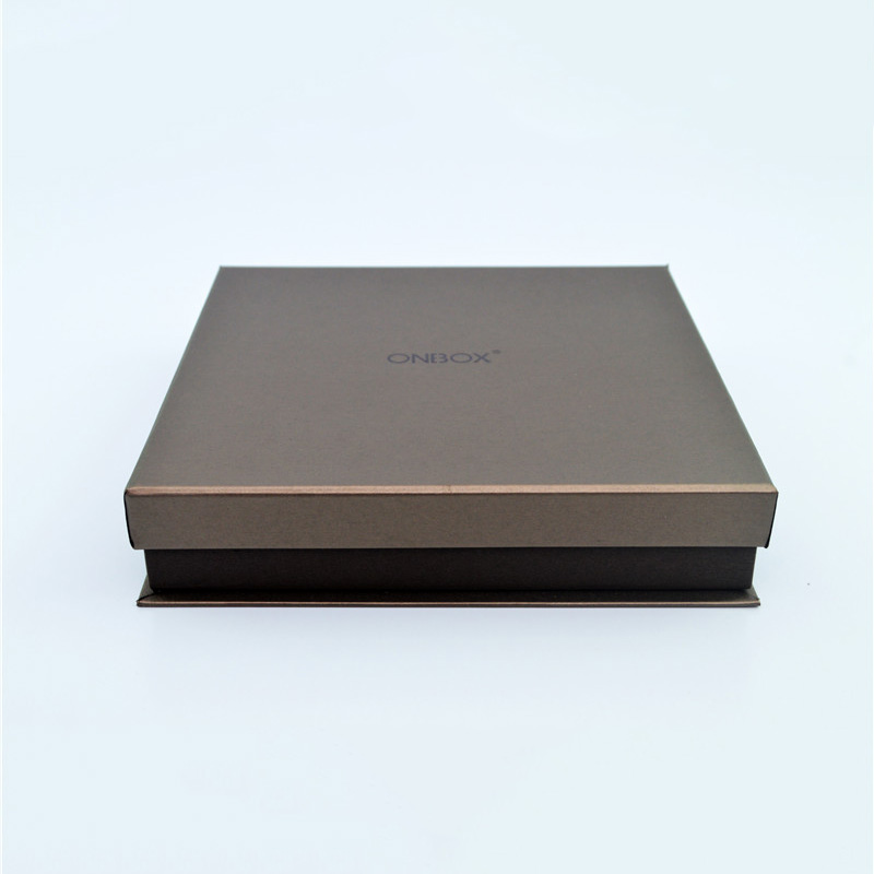 Luxury Brown Specialty Paper Gift Box - Custom Cardboard Box for Premium Gifting