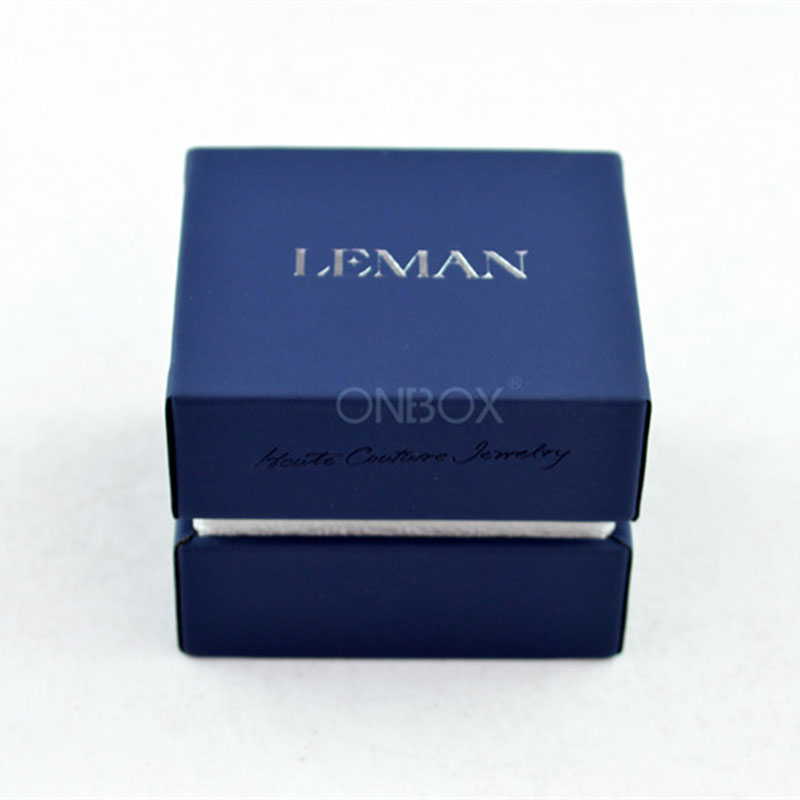 Elegant Leather Ring Box & Jewelry Box for Engagement Rings, Wedding Bands, and Fine Jewelry