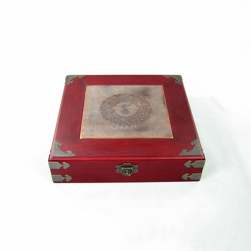 Retro Chinese - Style Painted Wooden Gift Box - Luxury Packaging for Jewelry , Watches And Gifts