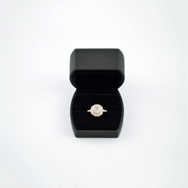 Stylish Black PU Ring Box - Luxury Single Ring Jewelry Box for Gifting