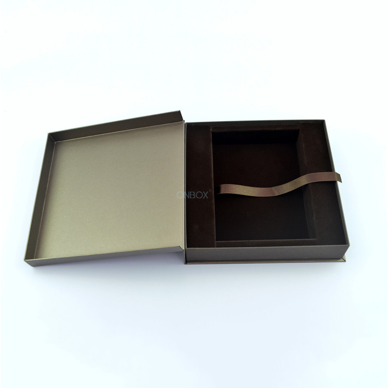 Luxury Brown Specialty Paper Gift Box - Custom Cardboard Box for Premium Gifting