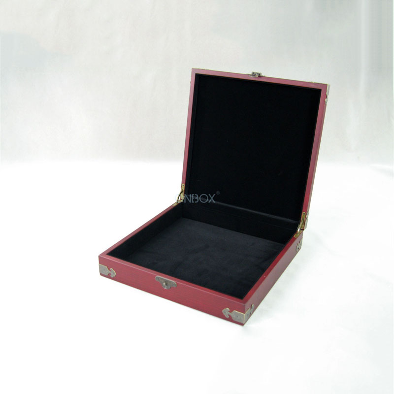 Retro Chinese - Style Painted Wooden Gift Box - Luxury Packaging for Jewelry , Watches And Gifts