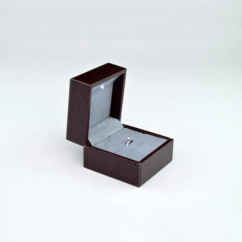 SAP51386 62x62x58mm (8) SAP51386 62x62x58mm (8)