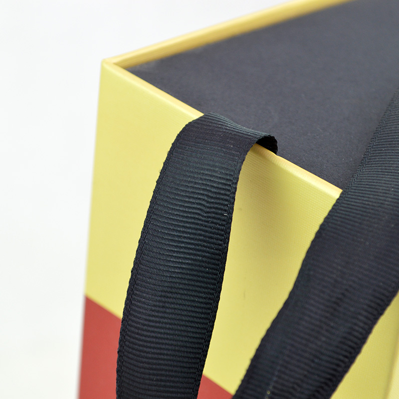 Bold Red & Yellow Foldable Wine Box - Vibrant Single Bottle Gift Packaging with Magnetic Closure