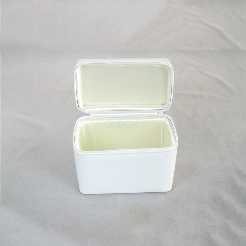 Glossy White PVC Leather Zipper Gift Box - Travel-Friendly Makeup Brush Storage Case