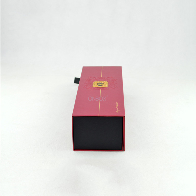 Deep Red Embossed Wine Box - Premium Single Bottle Gift Packaging with Magnetic Closure & Carry Strap