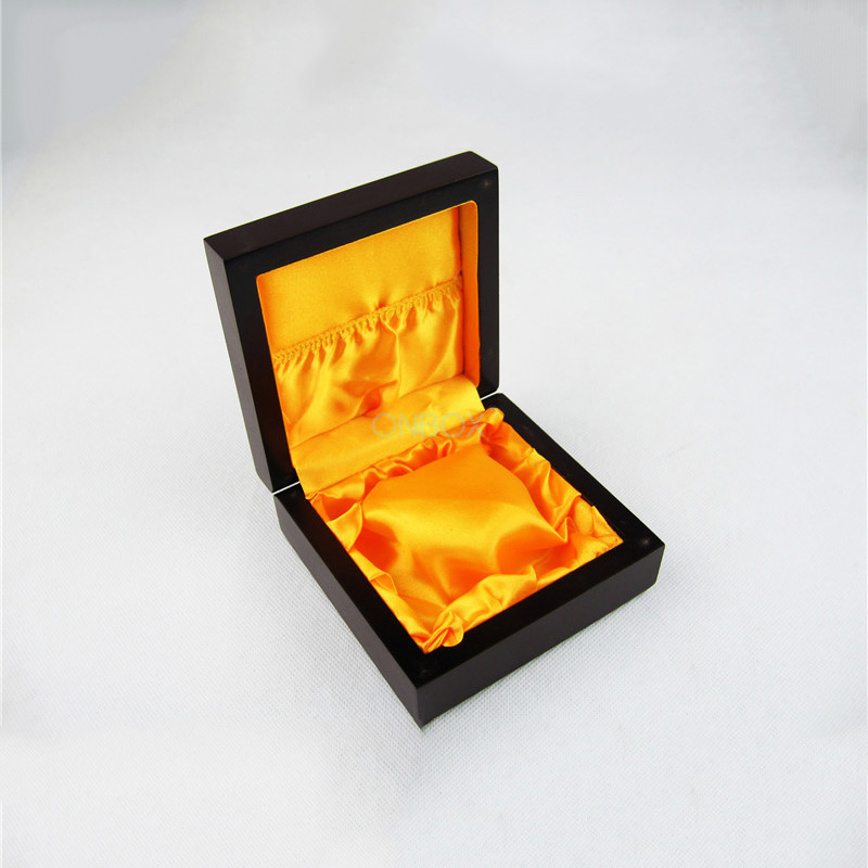Matte Wooden Gift Box with Custom Logo Plaque - Luxury Satin-Lined Storage for Jewelry & Gifts